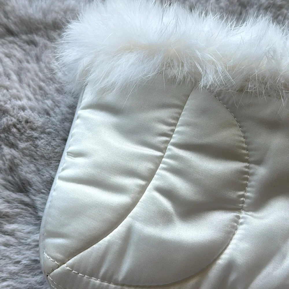 Coach White Puffy & Fluffy Wristlet - Picture 2 of 7